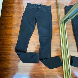 Women Joe’s black jeans .Size 26